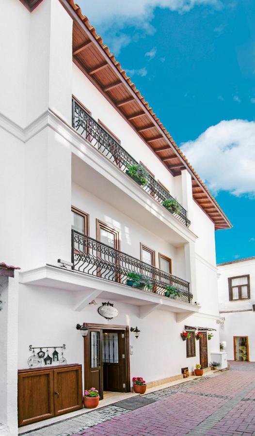 Rodina Suites Hotel Kusadası Exterior foto
